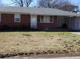 416 SW Glover St, Bentonville, AR 72712