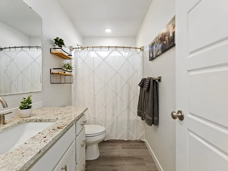 3965 N Amberwood Ave — Photo 25