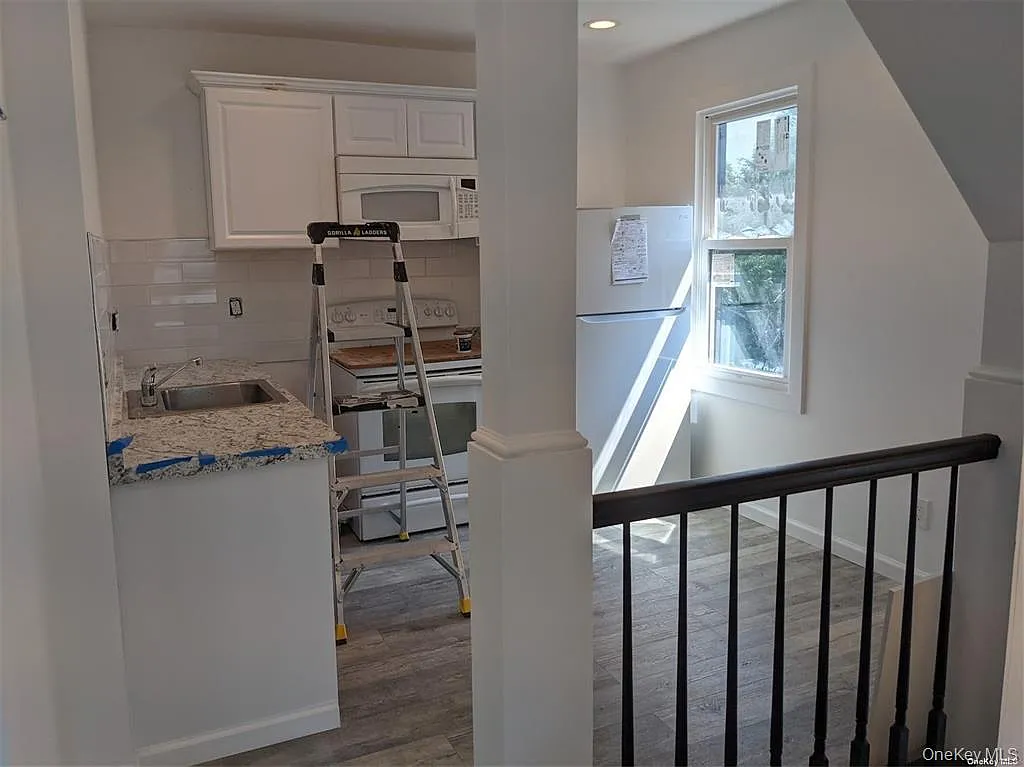 1 bed, 1.0 bath, 1573 sqft, $2,700 — Photo 4