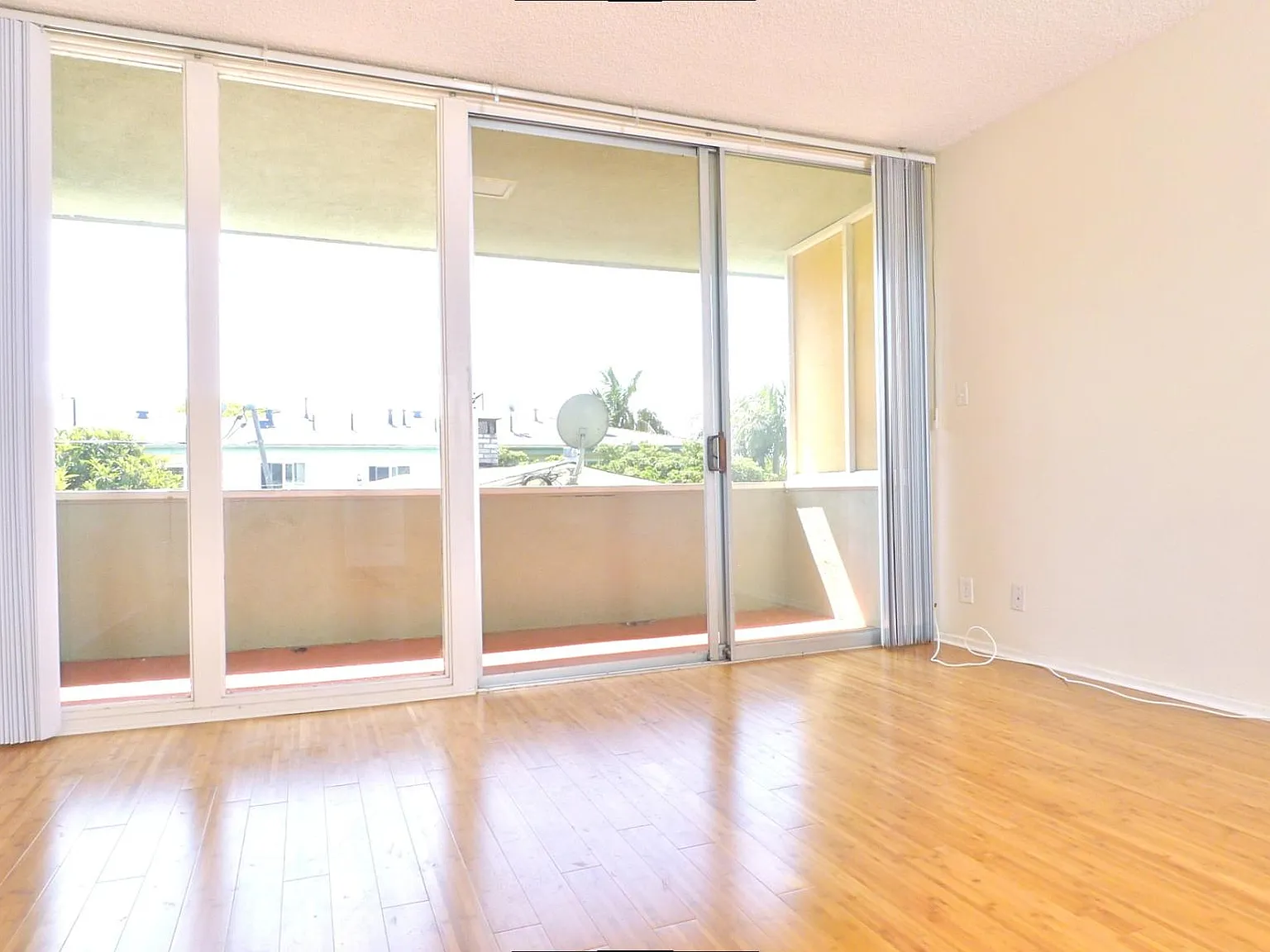 Studio, 480 sqft, $2,360 — Photo 1