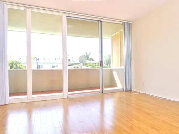 941 10th St APT 9, Santa Monica, CA 90403