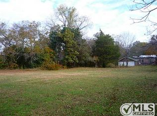 913 Ten Mile Rd, Lancaster, TX 75146