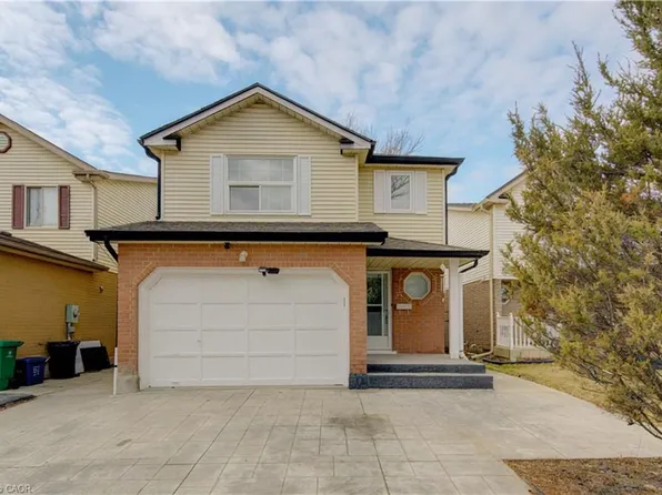 51 Camrose Ct, Kitchener, ON N2M 5J4