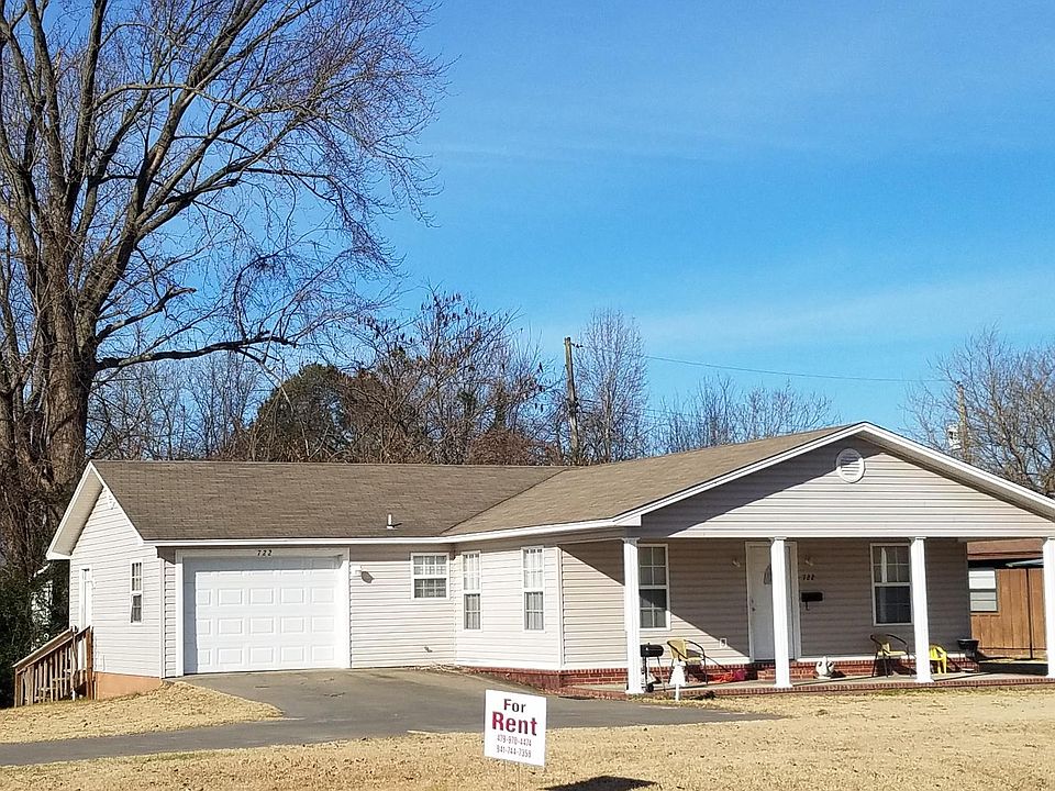 Welcome to 722 S. 2nd St. in Dardanelle
