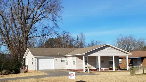 Welcome to 722 S. 2nd St. in Dardanelle - 722 S 5th St