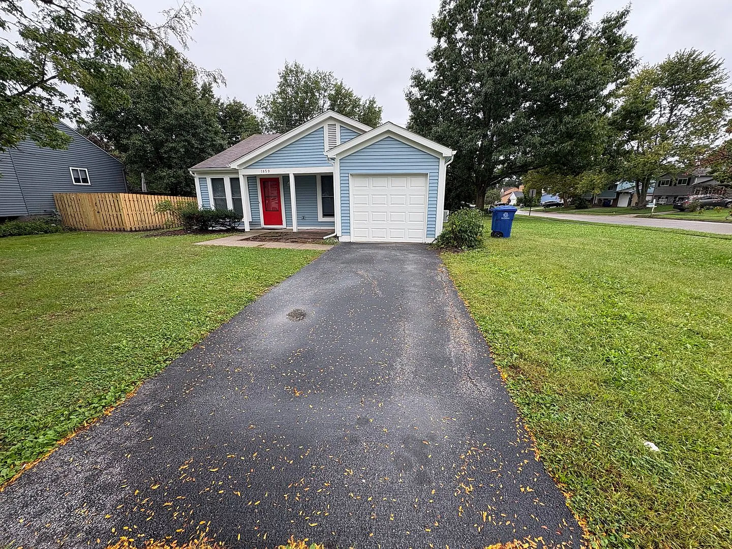 1859 Maroon Dr. — Photo 2