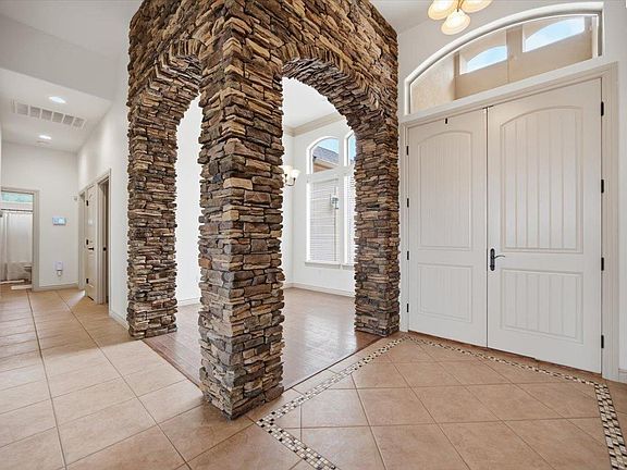 3rd image of 1388 Tuscany Pl