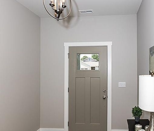 3rd image of 1631 Pine Valley Way