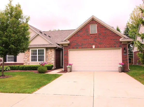 52834 Sable Dr, Macomb, MI 48042