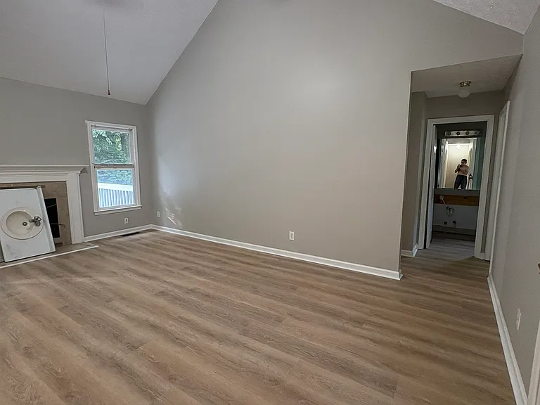 2700 Fort Daniels Dr — Photo 5