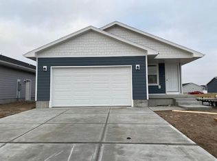 4358 Dawn St, Grand Island, NE 68803