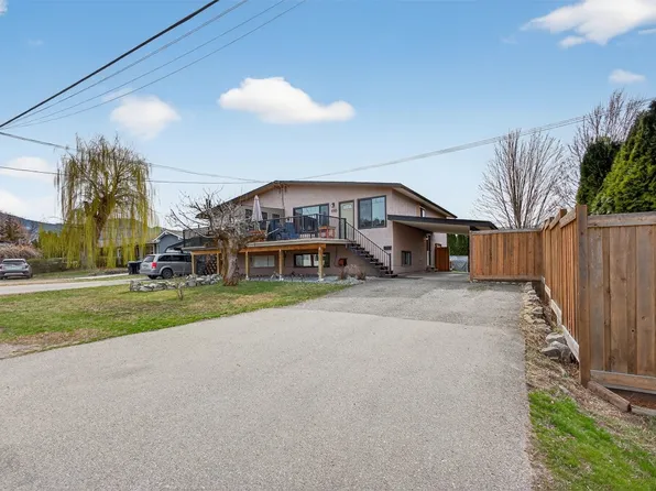 1085 Alta Dena Rd, Kelowna, BC V1X 4K1