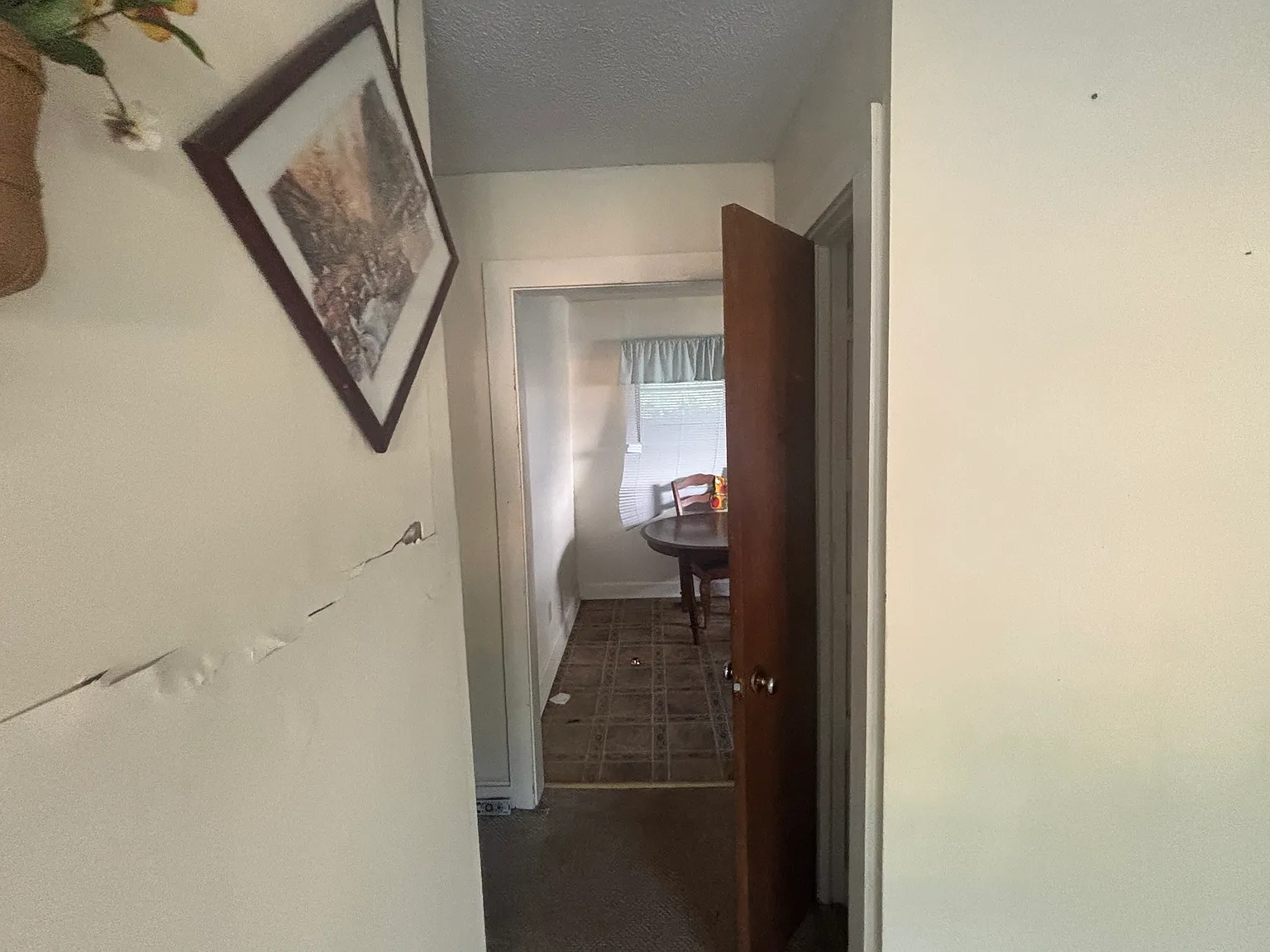 2 bed, 864 sqft, $1,250 — Photo 3