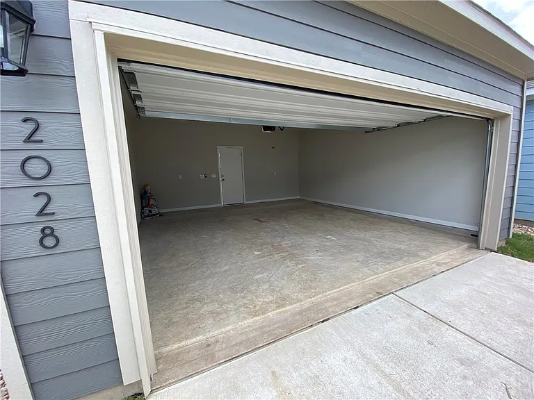 2028 Arendale Dr — Photo 27
