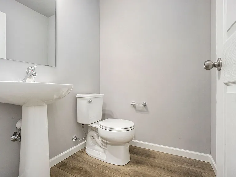 613 Courtyard Pl — Photo 9