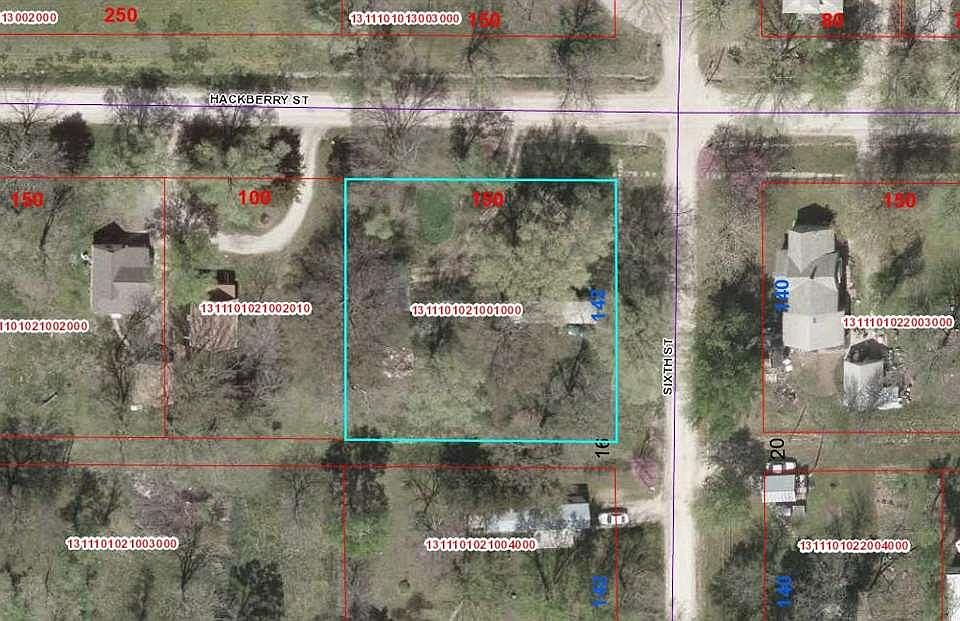 2nd image of 602 Hackberry St