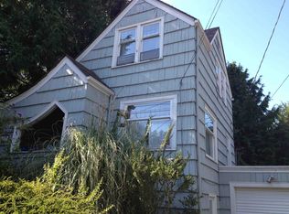 1022 NE 91st St, Seattle, WA 98115