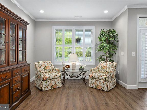 5th image of 36913 Creekhaven Dr