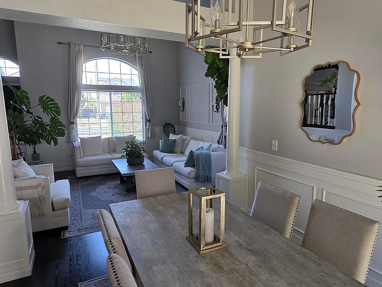 430 Guinevere Ct — Photo 15