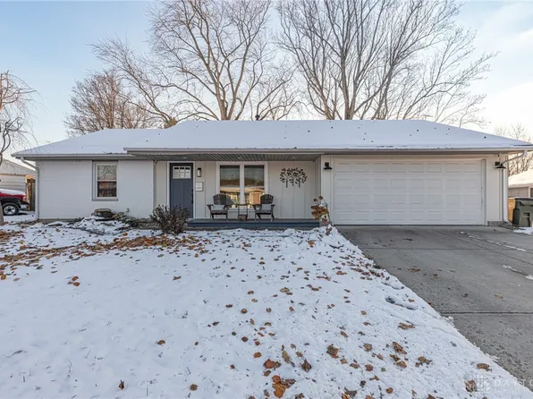 1750 Roxbury Dr, Xenia, OH 45385