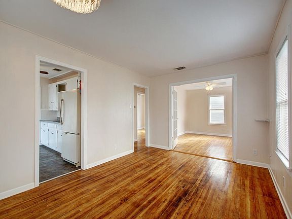 4th image of 3505 Rockhill Dr