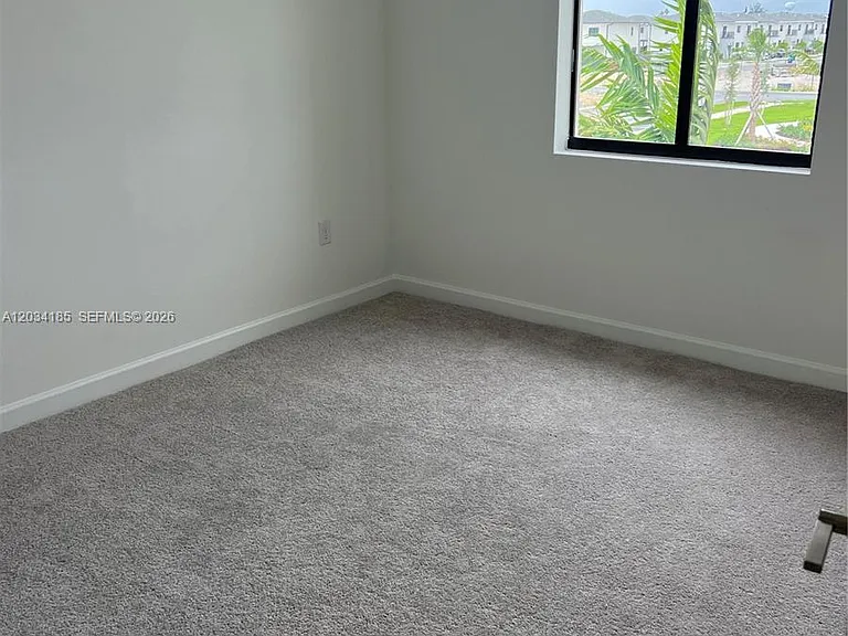 1540 NW 1st Ave — Photo 5