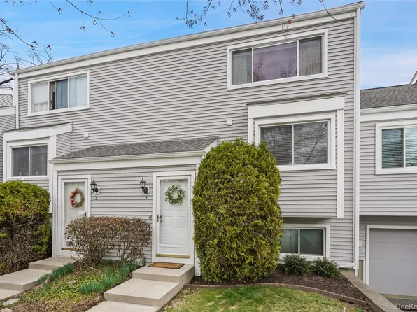 4 Tudor Circle, Yorktown Heights, NY 10598