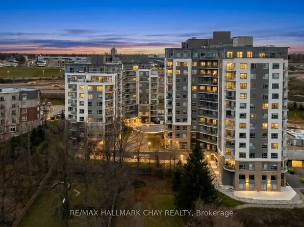 58 Lakeside Ter #1105, Barrie, ON L4M 0L5