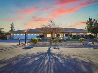 6940 Oak Vista Ln, Oak Hills, CA 92344