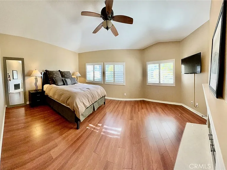 26465 La Traviata — Photo 22