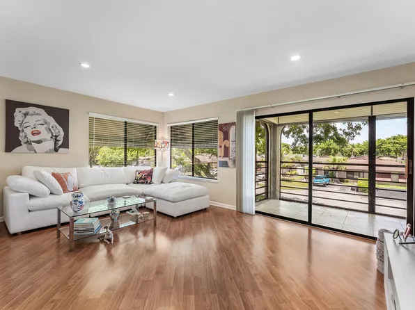 5040 ROSE HILL Drive #206, Boynton Beach, FL 33437