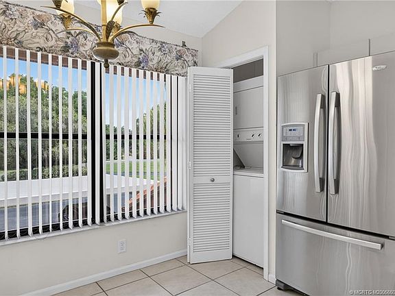 5th image of 3410 SE Martinique Trce APT 201