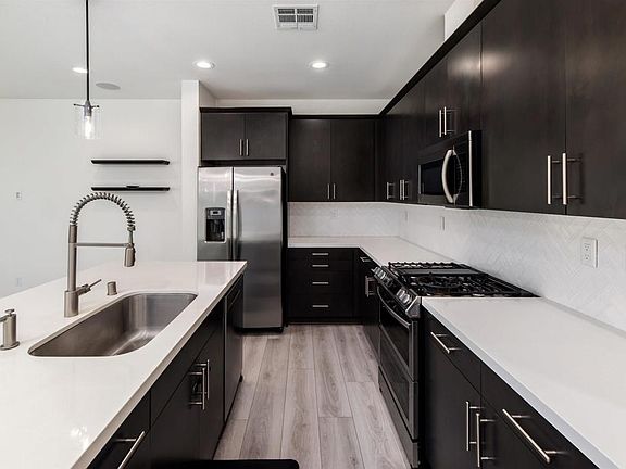3rd image of 3240 Crecida Way
