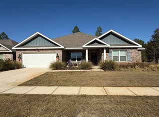 18 W Sky Way, Freeport, FL 32439