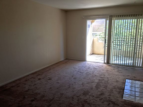 3rd image of 1908 Villa Palms Ct Unit 201