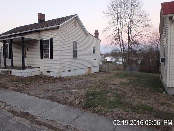 2nd image of 17 Laurel Ave