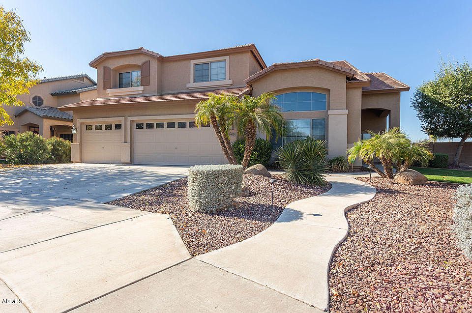 1st image of 8408 S 45th Gln