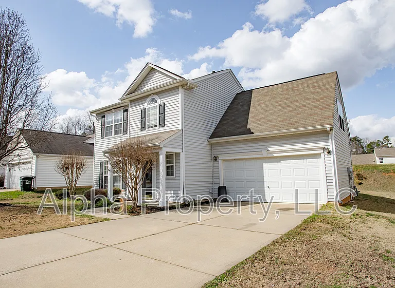 631 Timber Walk Dr — Photo 2