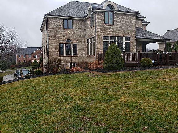 2nd image of 2483 Matterhorn Dr