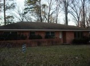 2423 Clay St, Kilgore, TX 75662
