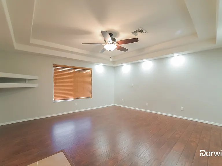 7738 W Jenan Dr — Photo 6