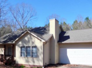 7385 Sanford Rd, Alexander City, AL 35010