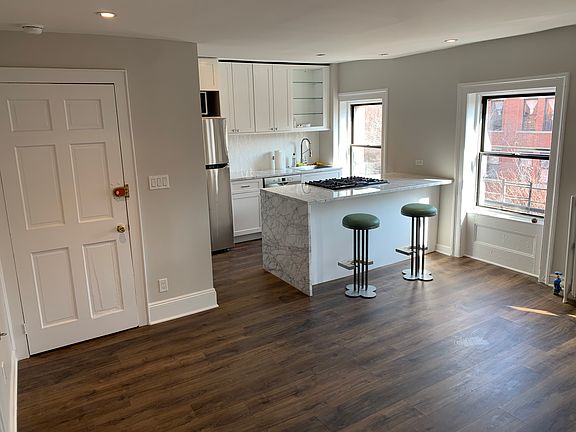 4th image of 174 Carlton Ave Floor 3