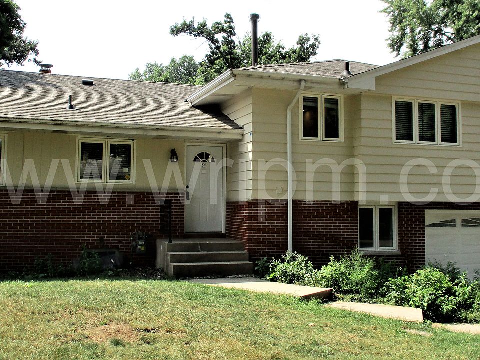 1st image of 6414 11th Ave S
