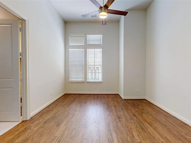 1708 Upland Lakes — Photo 25