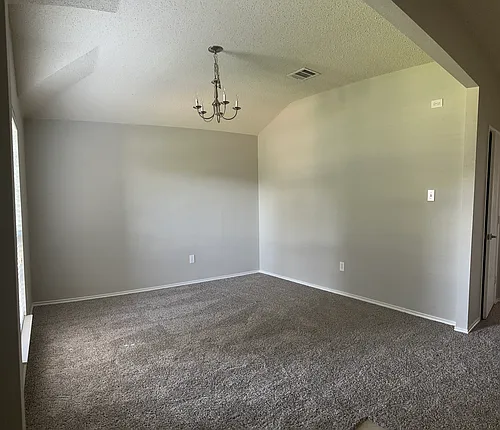 804 Horseshoe Ct Photo 1
