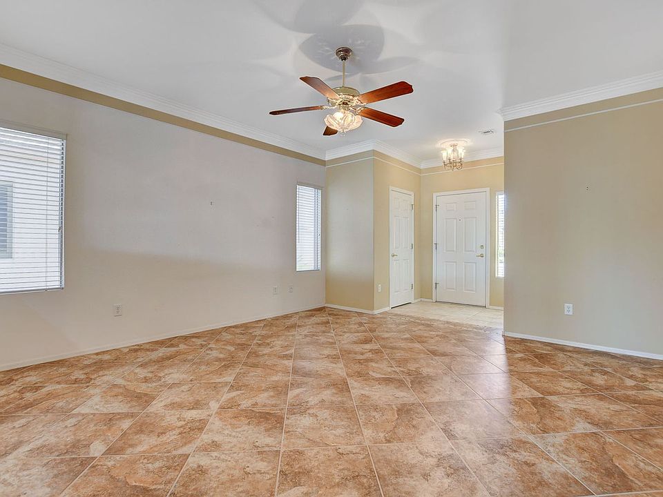 1st image of 576 Carmel Mesa Dr