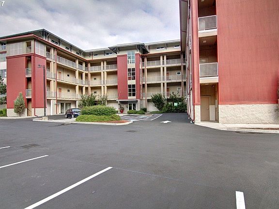 3rd image of 3930 Abbey Ln Unit 307