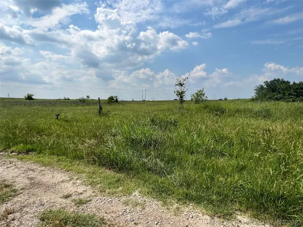 20th, Nowata, OK 74048