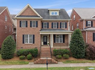 402 Village Loop Dr, Apex, NC 27502